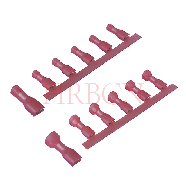 Izolowane gniazdo żeńskie 2,8 mm (0,110 cala) AWG22-18 0,32–0,82 mm² 