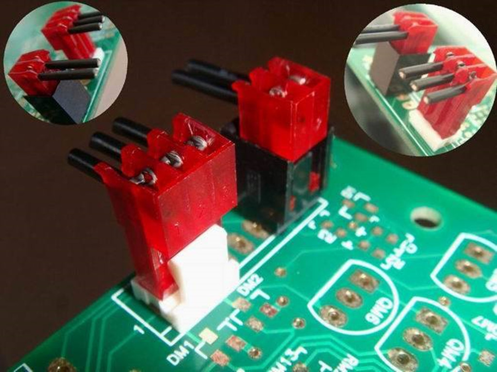 Złącza HRB IDC – przykład ekspresu do kawy