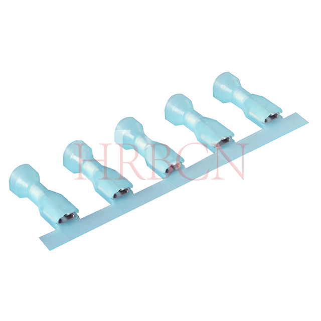 W pełni izolowany żeński terminal rozłączny 4,8 mm (AWG 16-14)