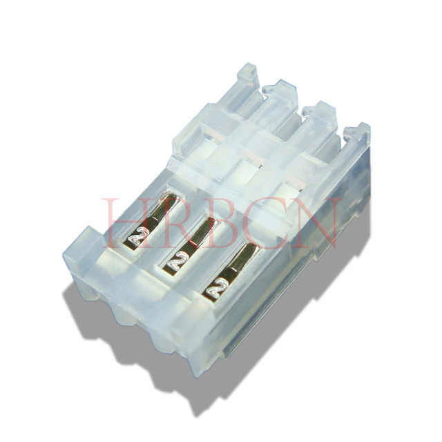 Zamknięte złącze IDC z zakładkami polaryzacyjnymi M2051R-NR 